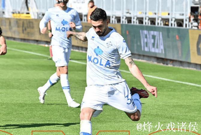 科莫2-0萨索洛连续12场不败,莫雷诺破门,尼科-帕斯献助攻 科莫2-0萨索洛连续12场不败,莫雷诺破门,尼科-帕斯献助攻